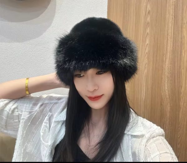Beanie Fluffy Style - Image 4