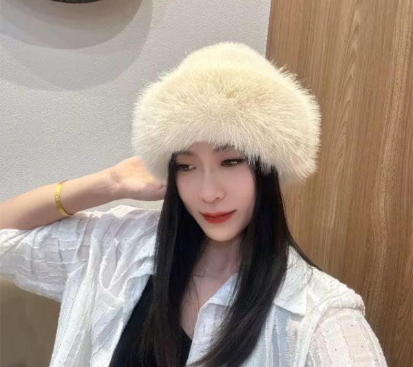 Beanie Fluffy Style - Image 5